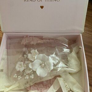 Wedding hair piece, white with flowers